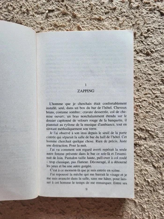 Livre "Confidentialité assurée" de Jessica Brody - Chick lit - photo numéro 5