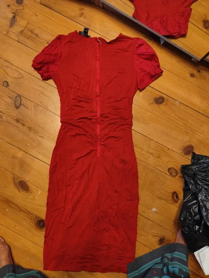 Robe fourreau Mango rouge foncé stretch M manches bouffantes neuve - photo numéro 5