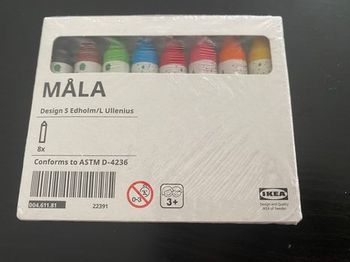 Crayons pastel neufs 