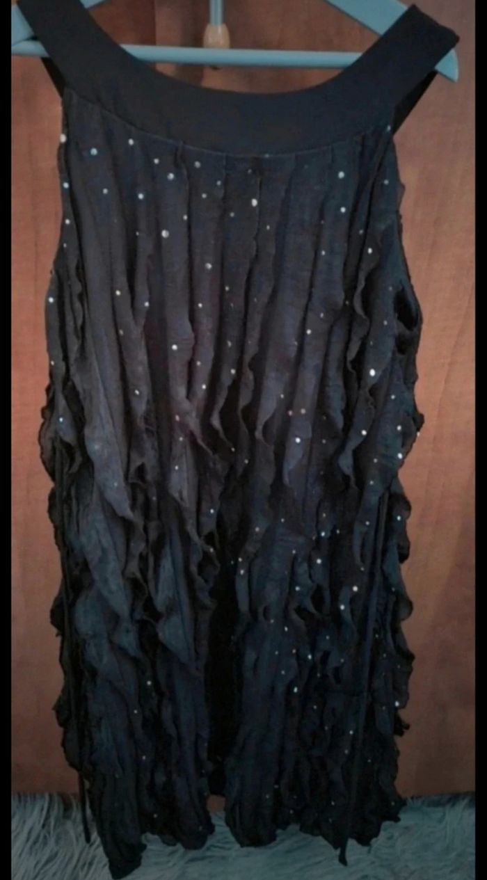 Robe noir a paillettes taille 12/14 ans - photo numéro 6