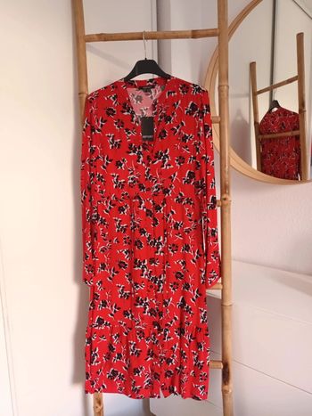 Jolie robe longue fleurie rouge neuve avec étiquette 🏷