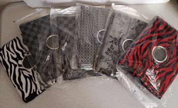 Lot 6 Coques Housses pour tablette de dimensions intérieures 23,5 cmx 18cm épaisseur 1cm