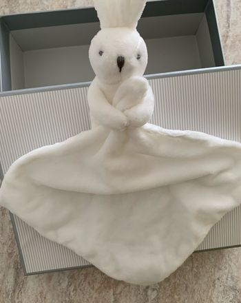 Doudou lapin Jacadi neuf