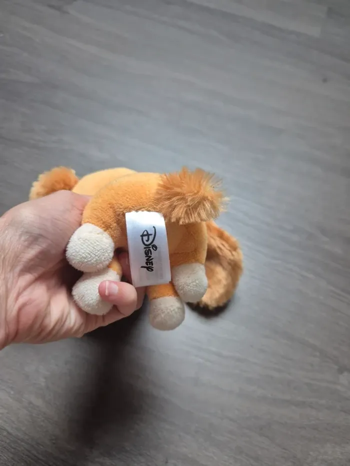 Magnifique peluche Belle (La belle et le clochard) Disney - photo numéro 3