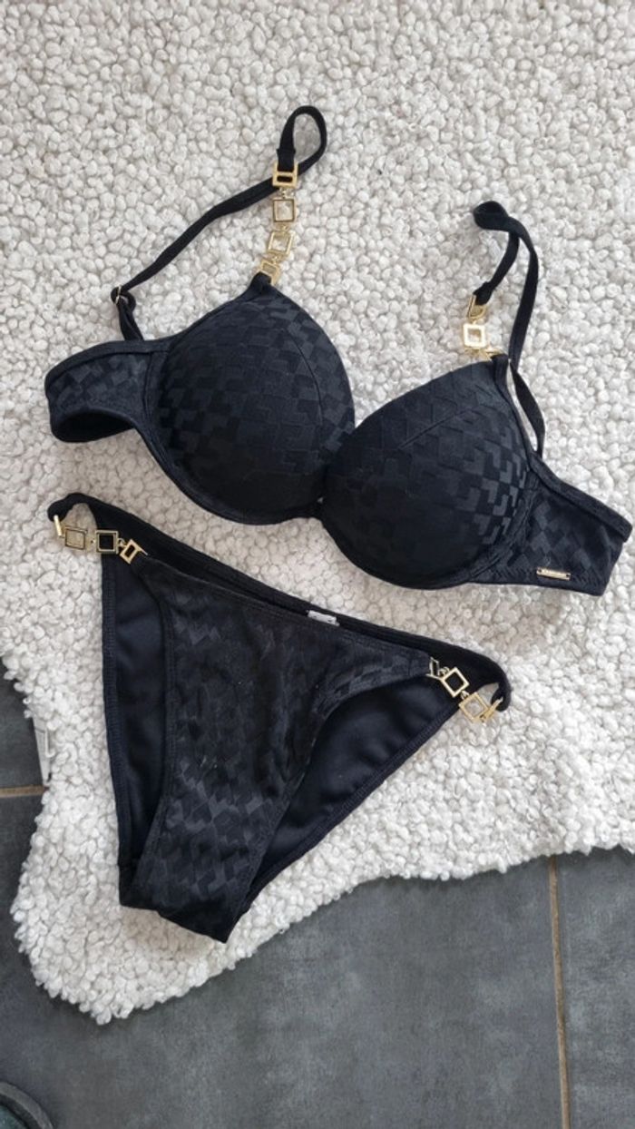 Maillot de bain noir 36 haut post forme chaîne doré - photo numéro 4