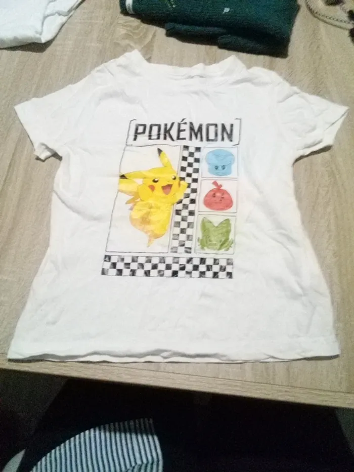 T shirt pokémon