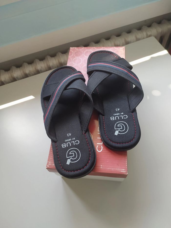 Paire de claquettes d'été neuve pour hommes - photo numéro 4