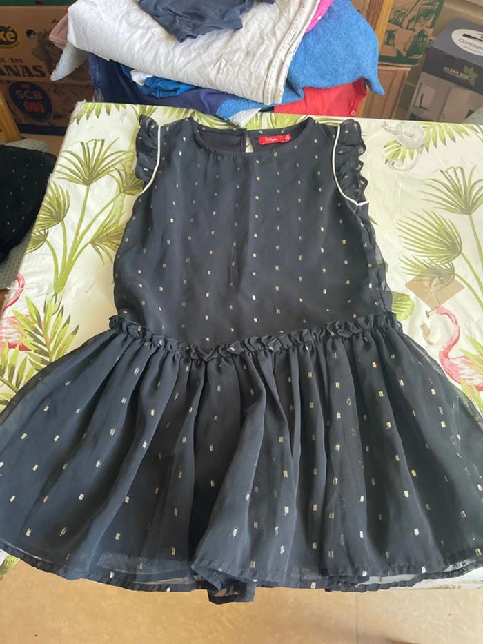 Robe noir de soirée 10 ans et 8 ans - photo numéro 4
