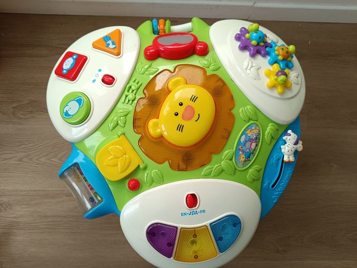 Table d'activités - photo numéro 4