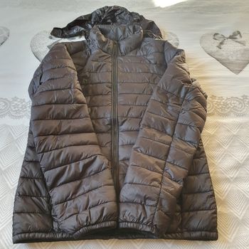 Doudoune légère teddy smith de taille 16ans 