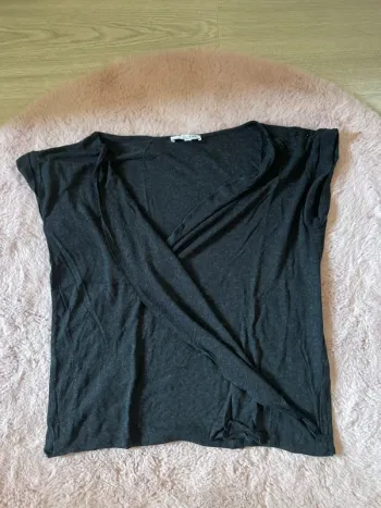 Tee shirt fin