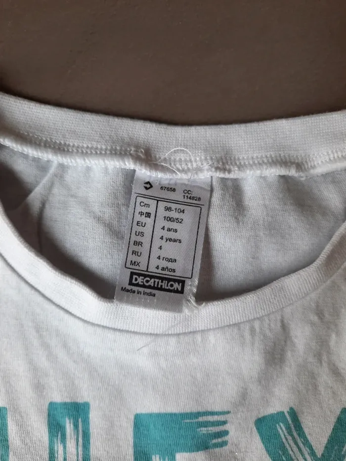 T-shirt + short Domyos 4ans neuf - photo numéro 3