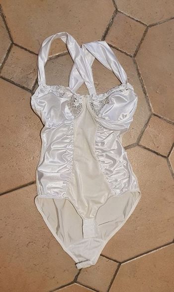 Body blanc