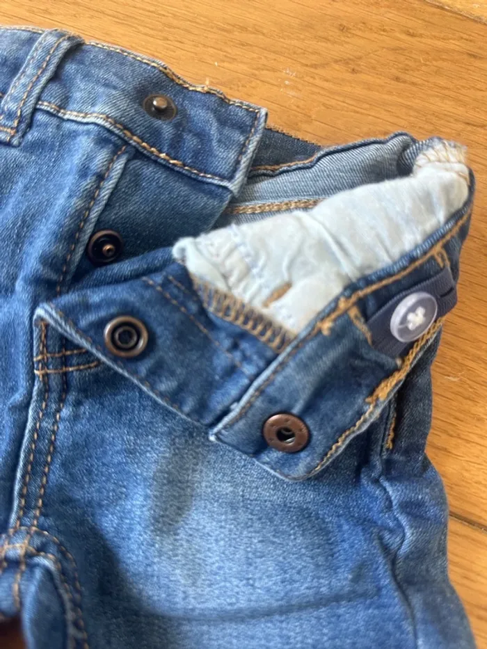 Ensemble bébé 3 mois – Haut col chemise + jean – Chic & stylé - photo numéro 7