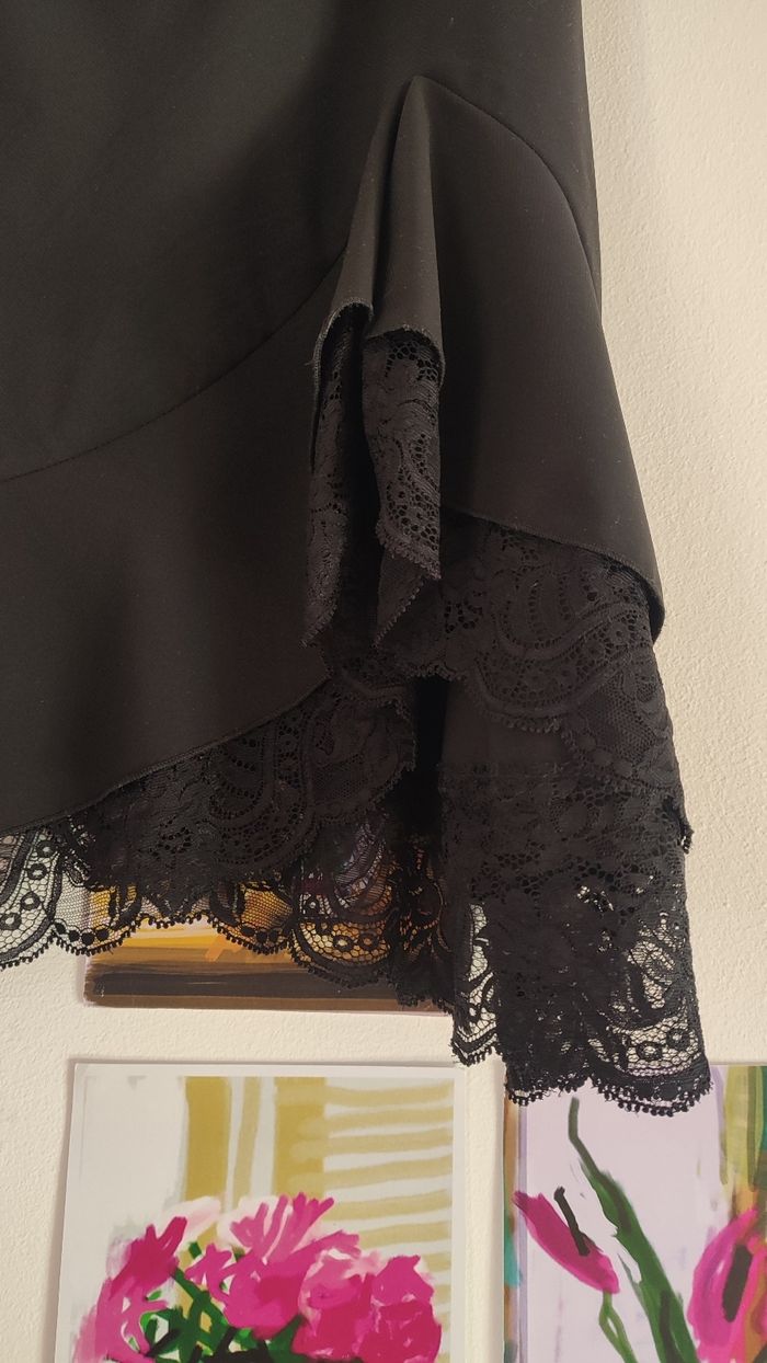 Jupe Sisley dentelle taille M - photo numéro 3