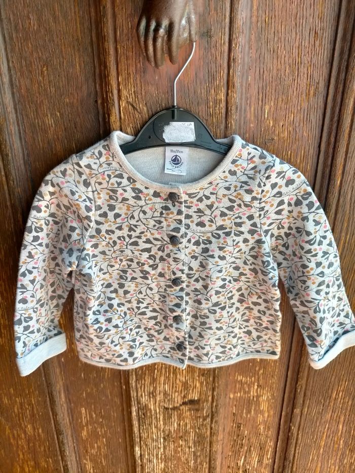 Très joli cardigan Petit bateau 18 mois - photo numéro 1