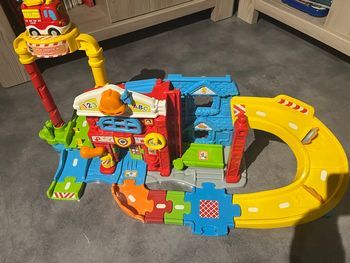 Maxi Caserne tut tut bolides