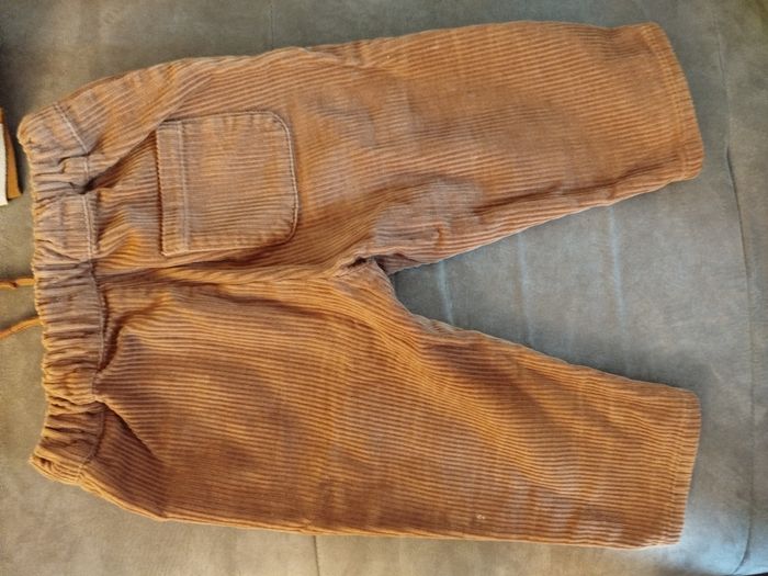 Pantalon  velours côtelé marron 18mois