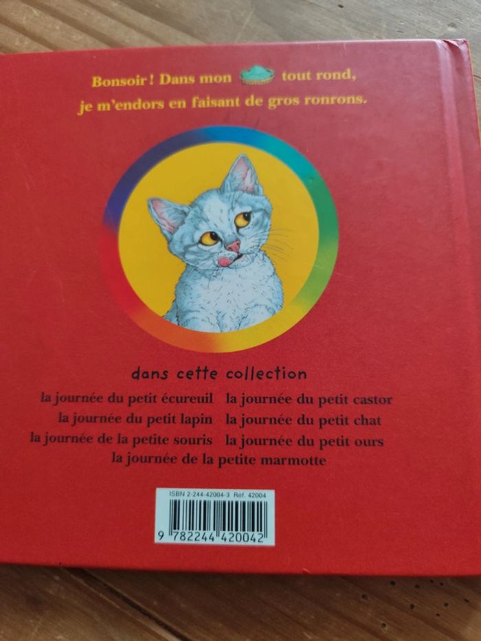 Livre chat - photo numéro 2