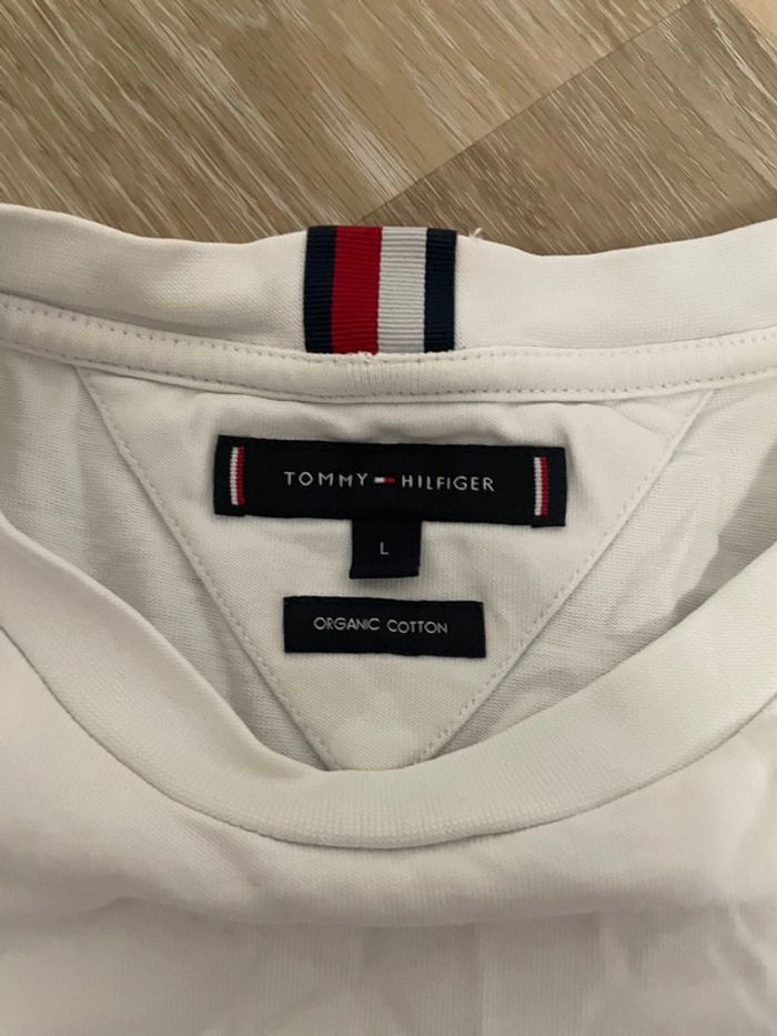 Tee shirt Tommy Hilfiger - photo numéro 3