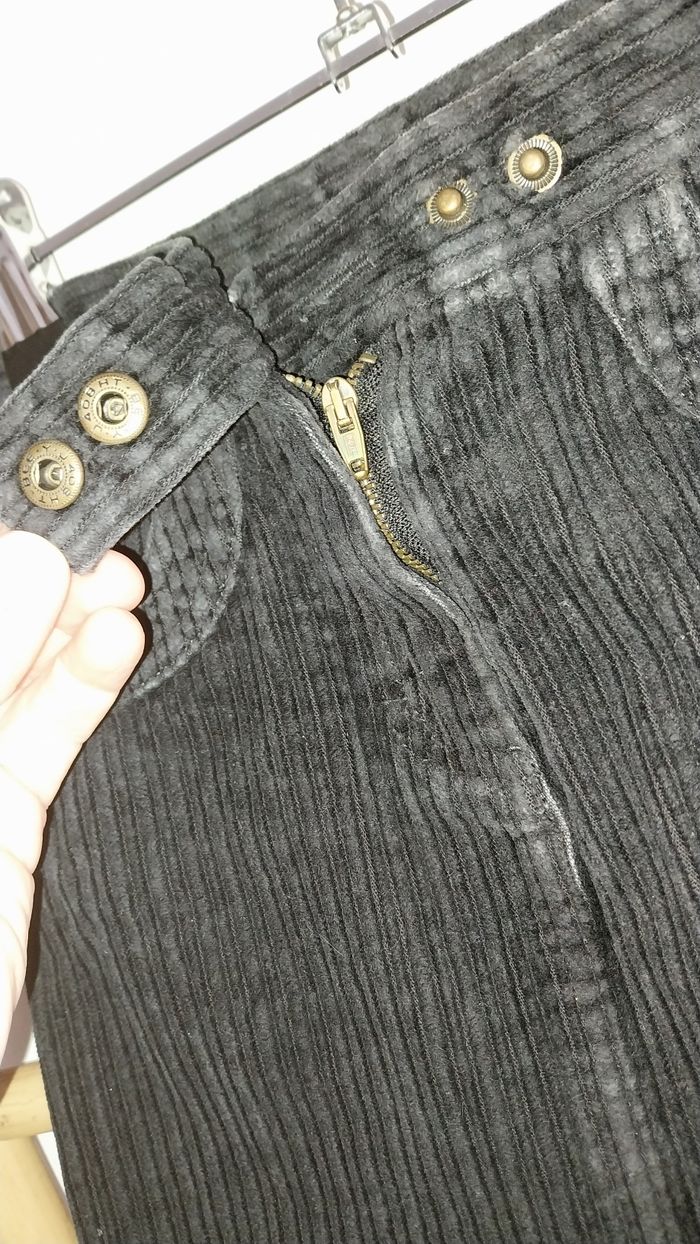 Jupe Okaidi en velours côtelé noir excellent état 8 ans - photo numéro 4