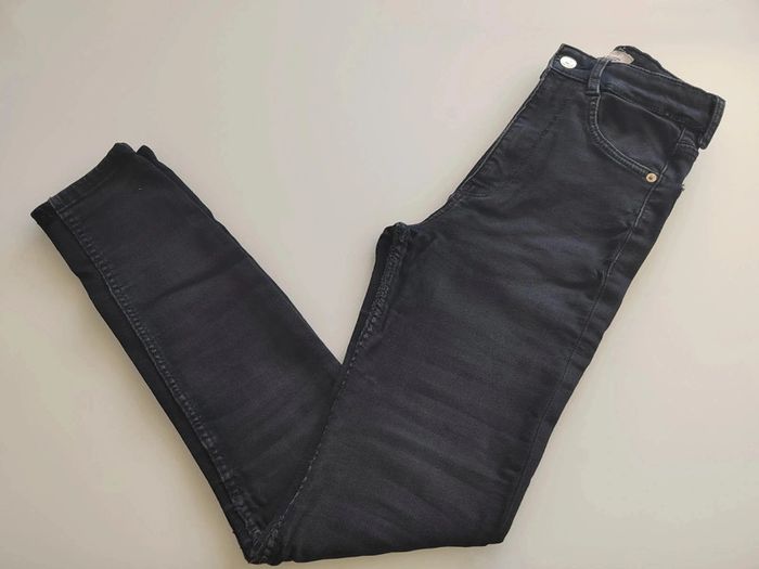 Jean ZARA en tissu super stretch avec taille haute Noir Taille 34