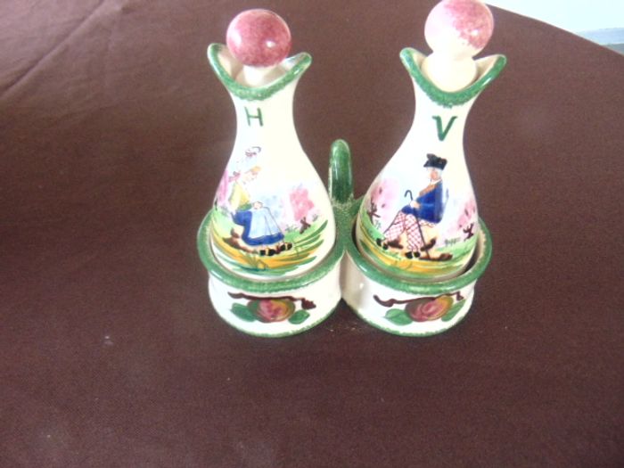 Ensemble huile & vinaigre en céramique artisanale – signé CJ – Fait Main vieux Moustier (France) - photo numéro 6