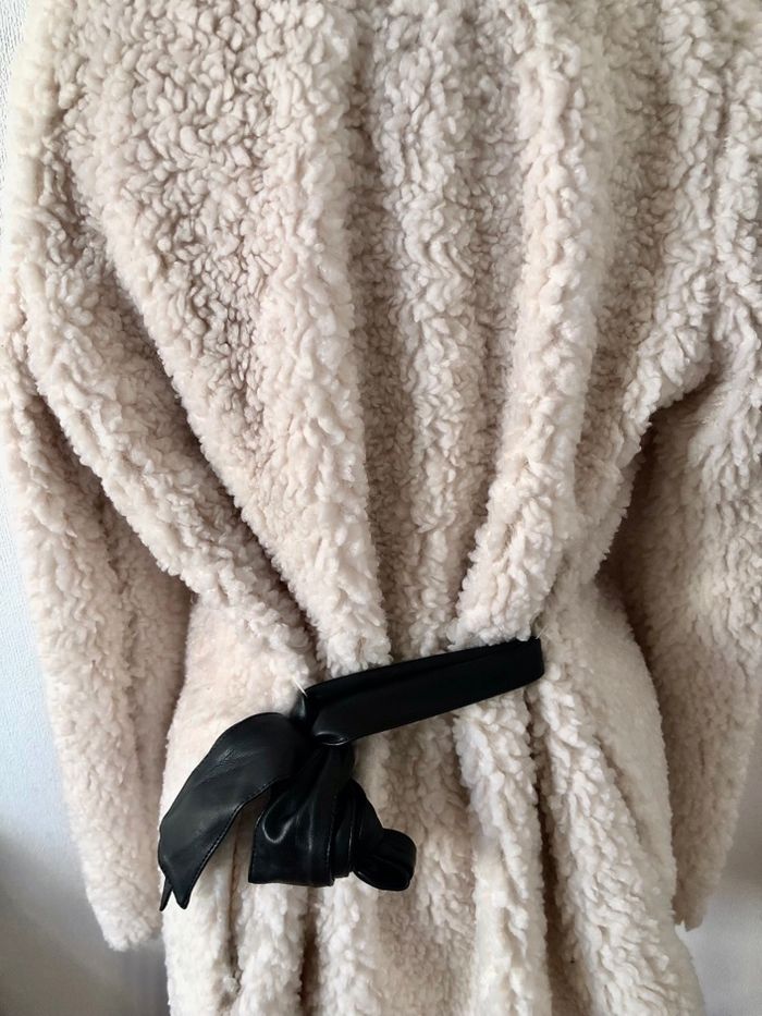 Manteau en fausse fourrure 🧥 • Crème/blanc • Taille XL • Neuf avec étiquette - photo numéro 4