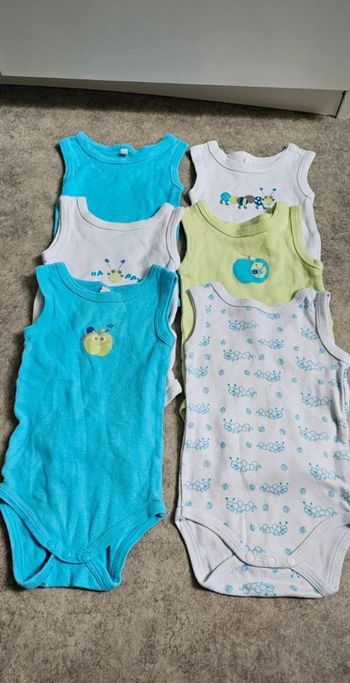 Lot 6 bodies 6 mois