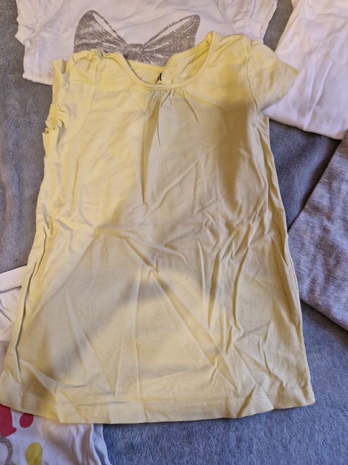 Lot de tee shirt - photo numéro 3