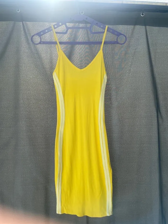 Robe jaune