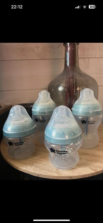 Biberon tommee tippee