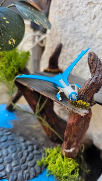 Super figurine Pokemon Nintendo tomy latios