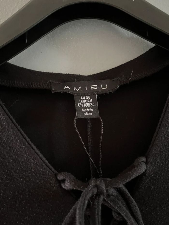 Robe noir amisu en 36 - photo numéro 3