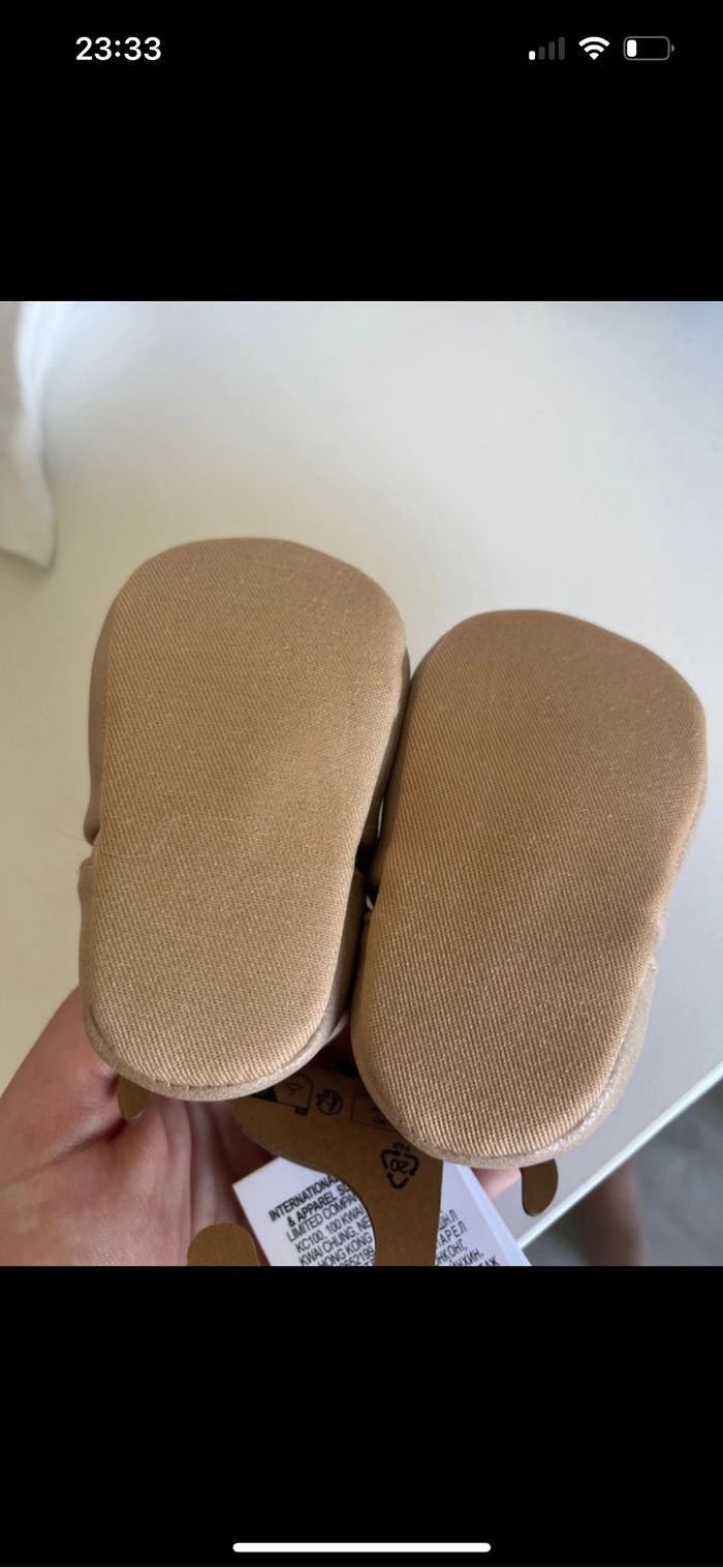 Chaussure bébé 3-6mois - photo numéro 3