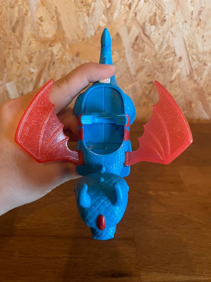 Idée cadeau 🎁 Jouet figurine chevalier Zuma avec son dragon rescue Knights de la Pat Patrouille - photo numéro 10