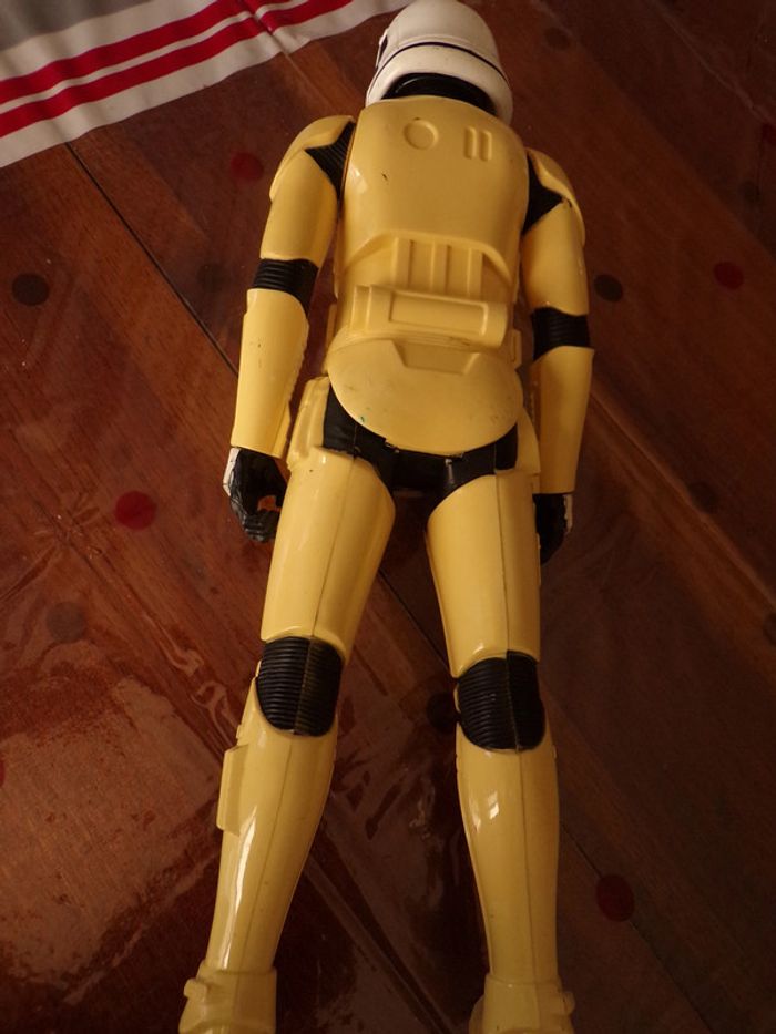 Personnage stormtrooper star wars - photo numéro 2