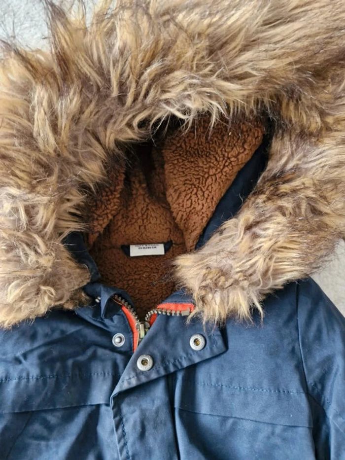 Manteau tape à l œil. 23 mois - photo numéro 7