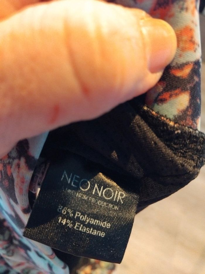Brassière Néo Noir - photo numéro 3