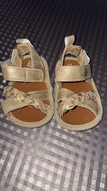 Chaussures style claquette / sandale 6-12 mois