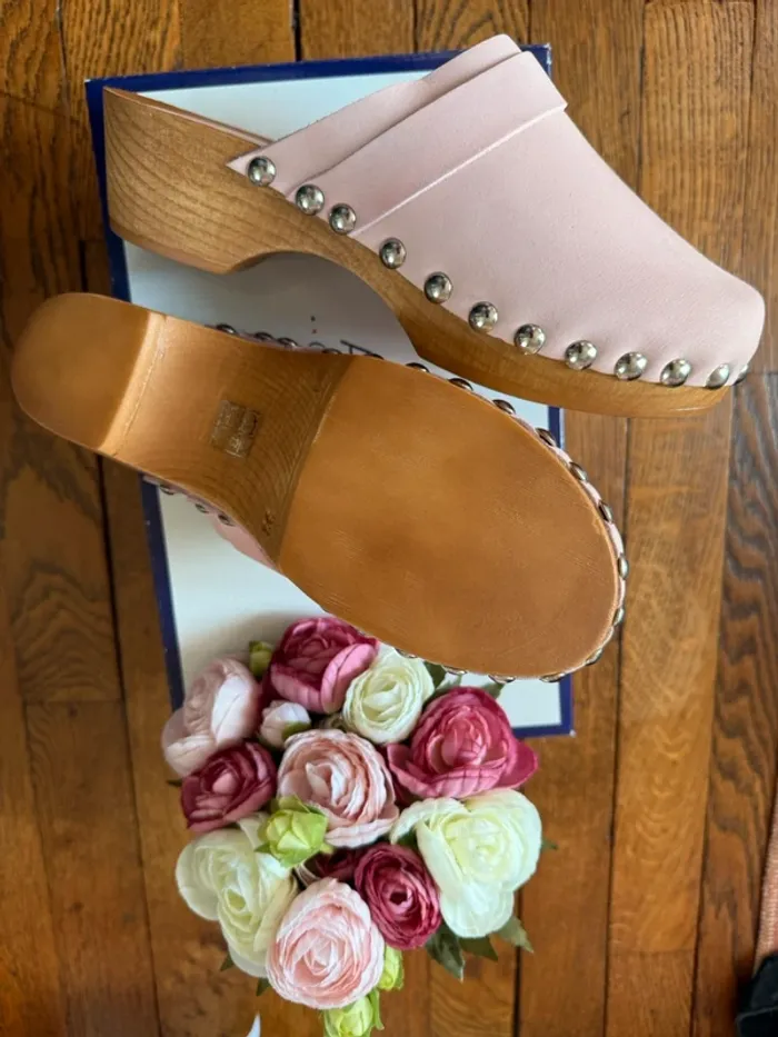 Sabots Andre cuir rose poudre