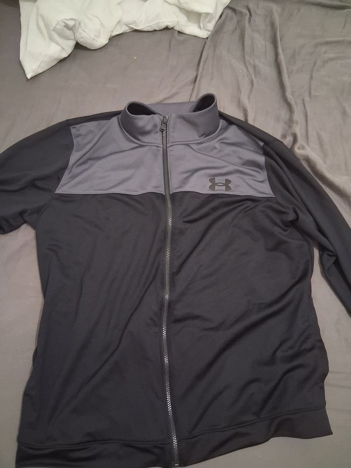 Vend jogging order armore taille xxl état neuf ticket à l'appuie taille grand - photo numéro 3