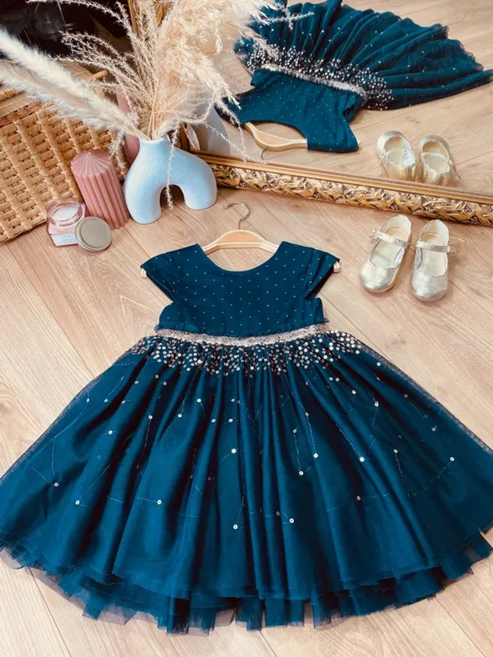 Taille 4 ans Robe créateur fille TAO bleu marine doré * sequins tulle * 💙