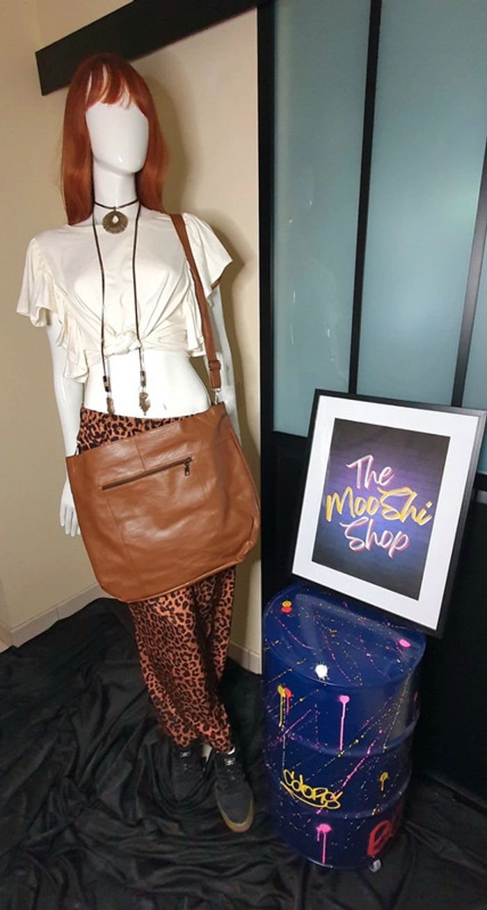 👜 Grand Sac à main souple cabas fourre-tout simili cuir marron neuf MALLOW - photo numéro 2