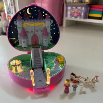 Polly pocket starlight castle complet