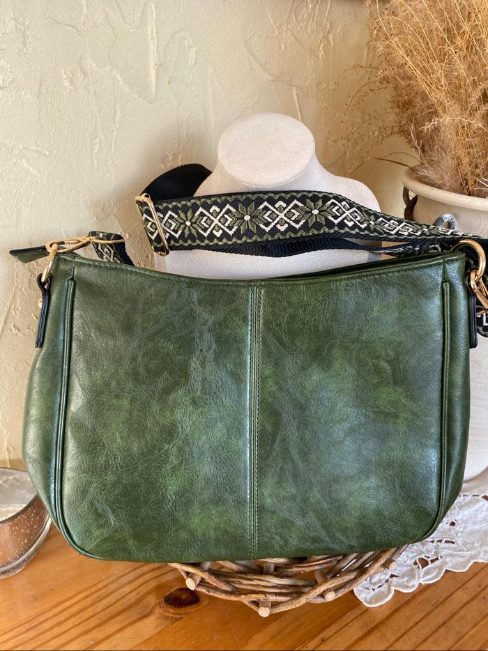 Très joli sac bandoulière - photo numéro 2