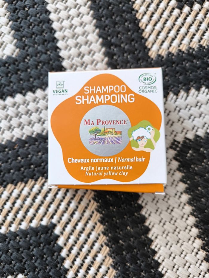 Shampooing solide cheveux normaux neuf