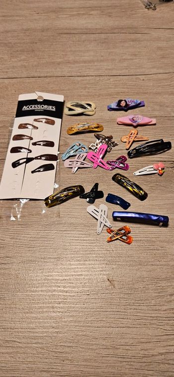 Lot de pinces à cheveux pour fille, bon état
