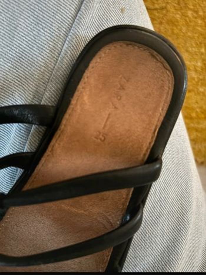 Lot sandales fille taille 25 - photo numéro 3