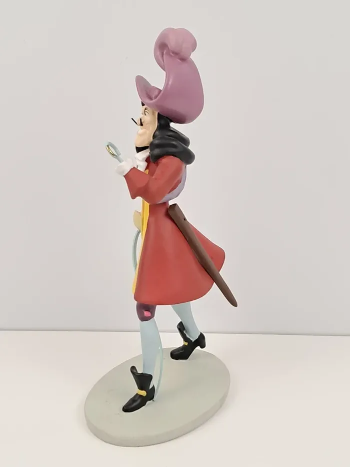 Figurine Capitaine Crochet dans Peter Pan de Walt Disney - photo numéro 3